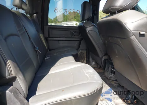 2022 Ram 2500 Tradesman 4X4 6'4 Box from USA, damaged, VIN 3C6UR5CL1NG223345